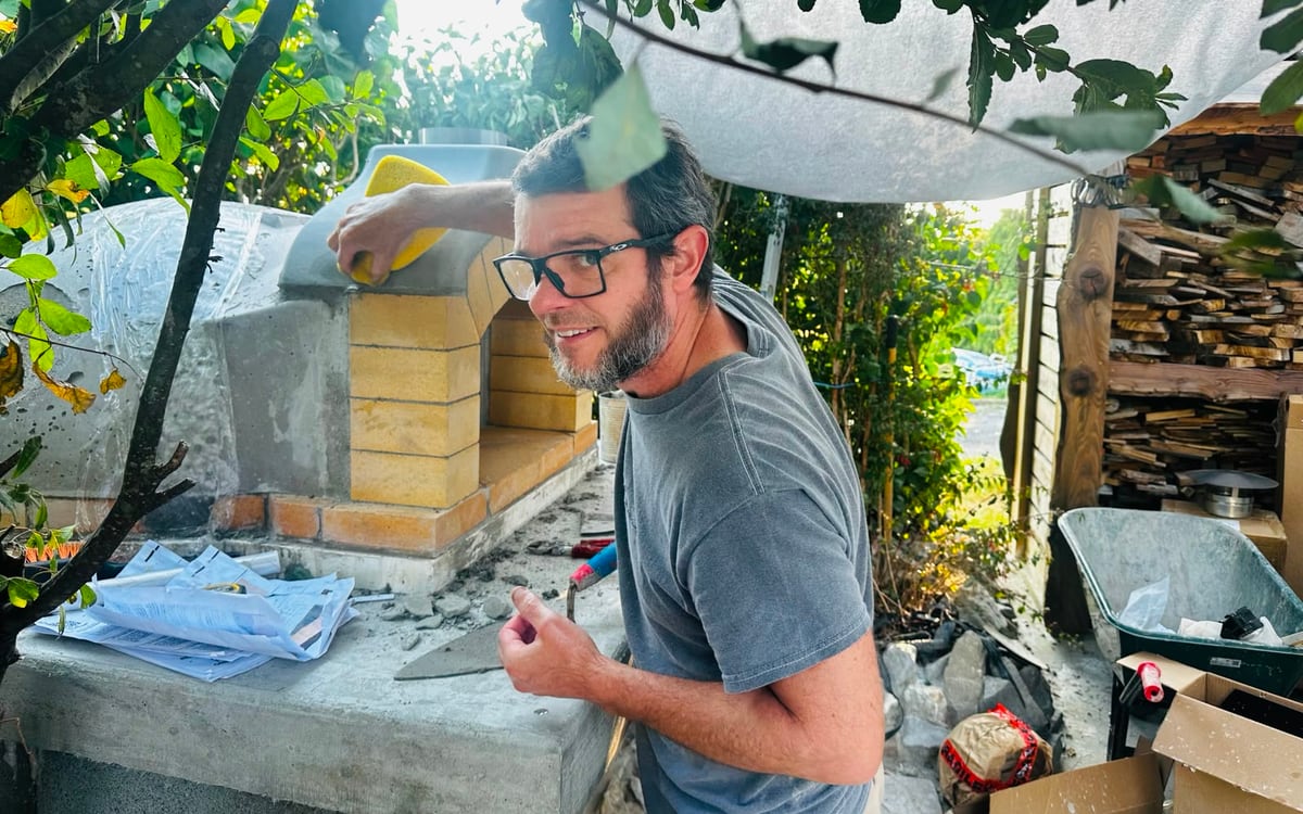 Mark Berry building a wood-fired pizza oven in his garden